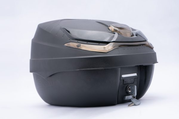 MALETERO DE 30LTS COLOR HUMO - Imagen 2